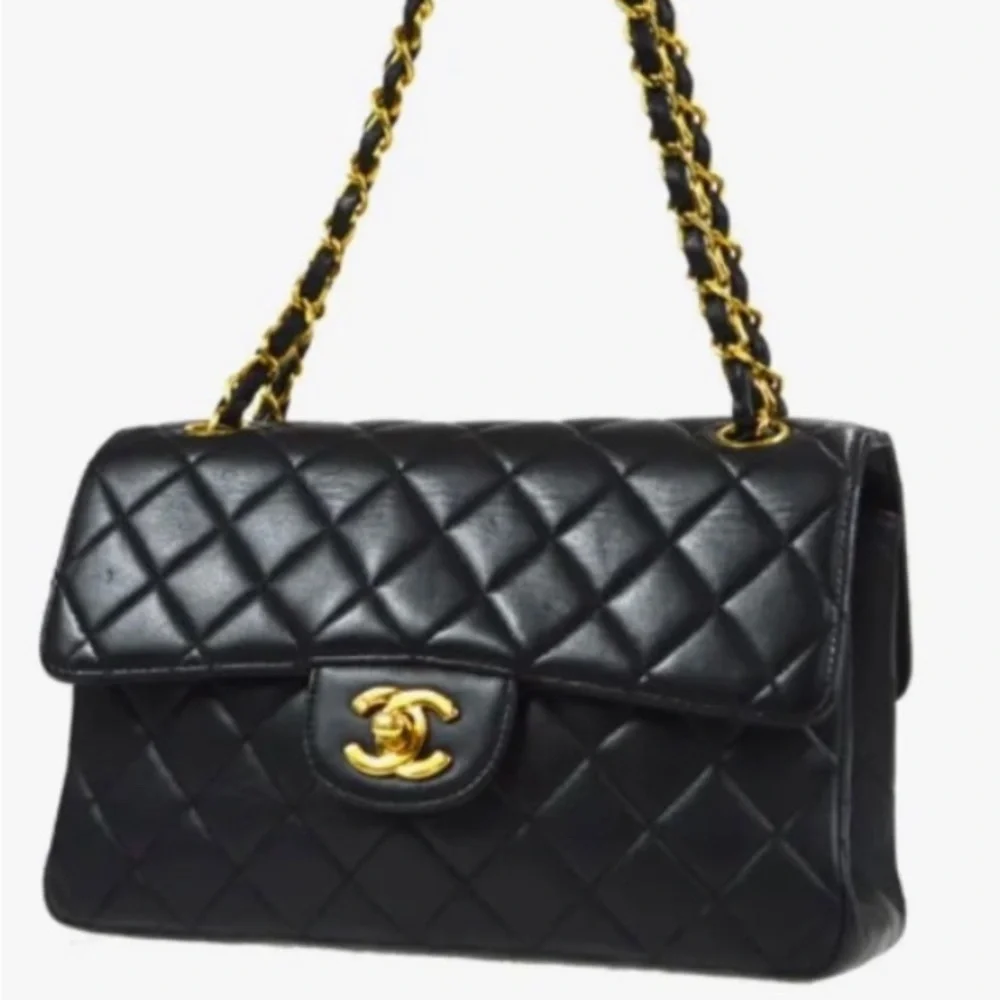 Extremely rare Chanel vintage lambskin two faced double flap bag 18k gold - Picture 3 of 16